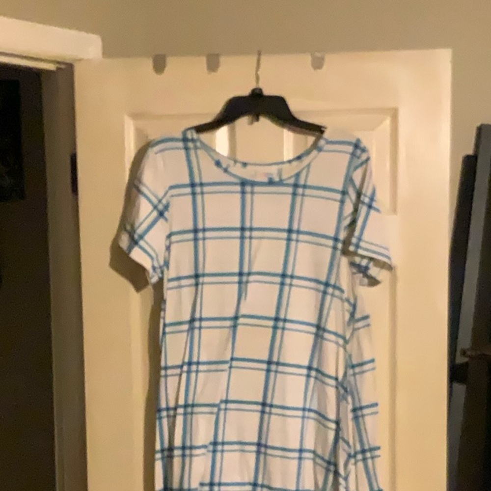 LuLaRoe blue and white sundress with short sleeves